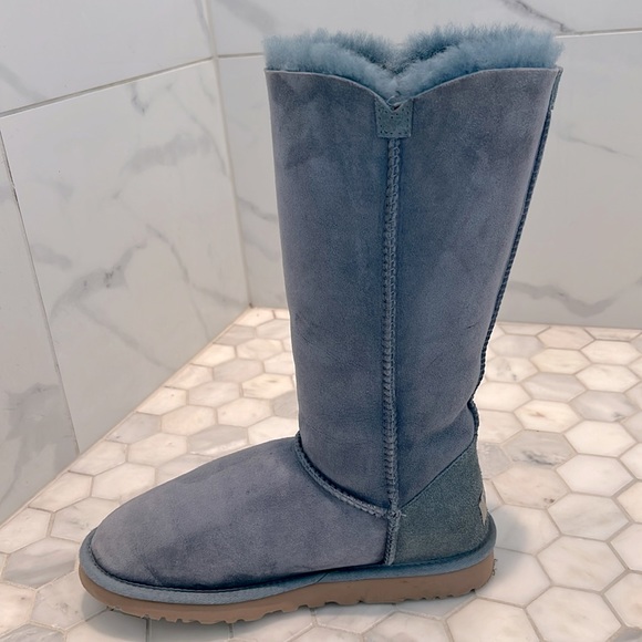 UGG Australia Bailey Button Triplet Dolphin Blue Leather Boots Women’s Size 6 - Picture 7 of 16